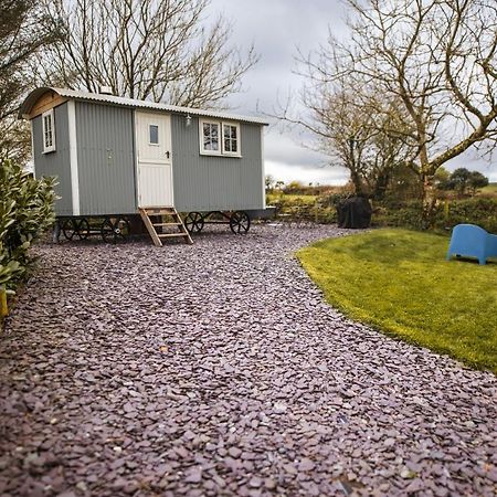 Luxury Shepherd'S Hut On Flower Farm With Outdoor Bath In Mid Cornwall Truro Eksteriør billede